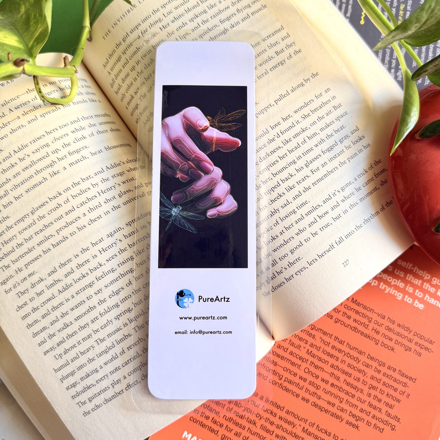 Blue Daisies Bookmark - Image 2