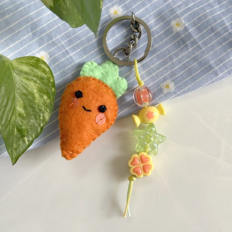 Carrot Felt Keychain