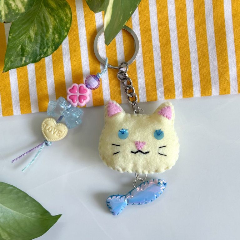 Cat with Fish Felt Keychain